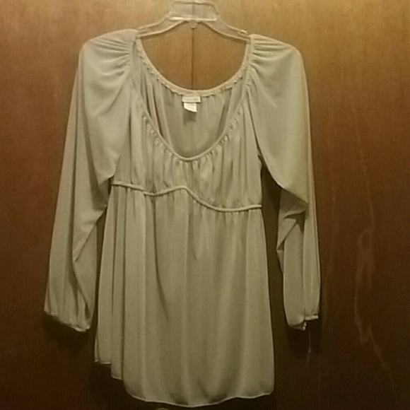 Beige blouse - Picture 1 of 4